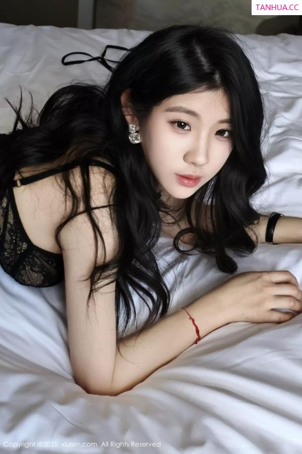   [XiuRen]高清写真图 2025.04.18 No.10167 小芭乐 黑色OL第46张图片